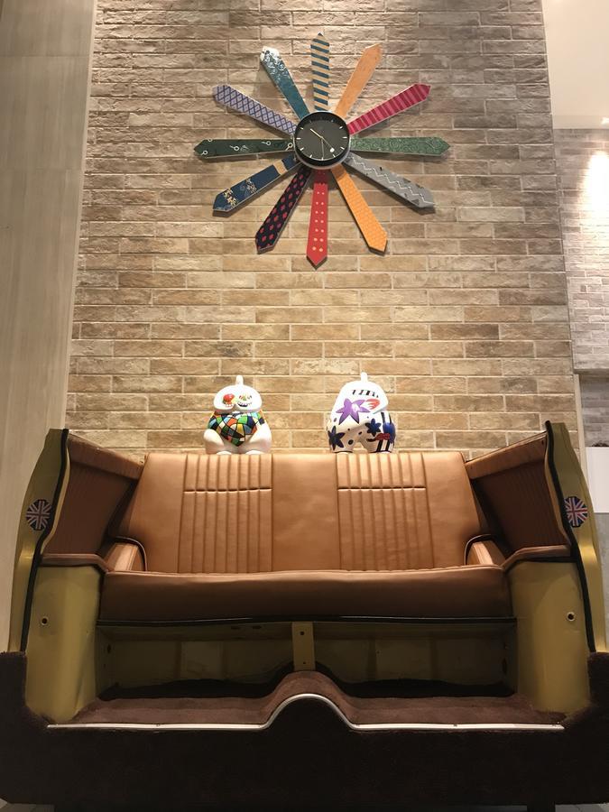 Mini Hotels Taichung Bagian luar foto
